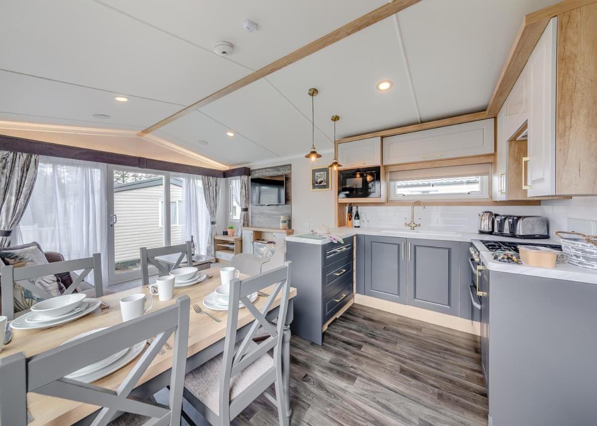 במבורג Waren Caravan Park מראה חיצוני תמונה