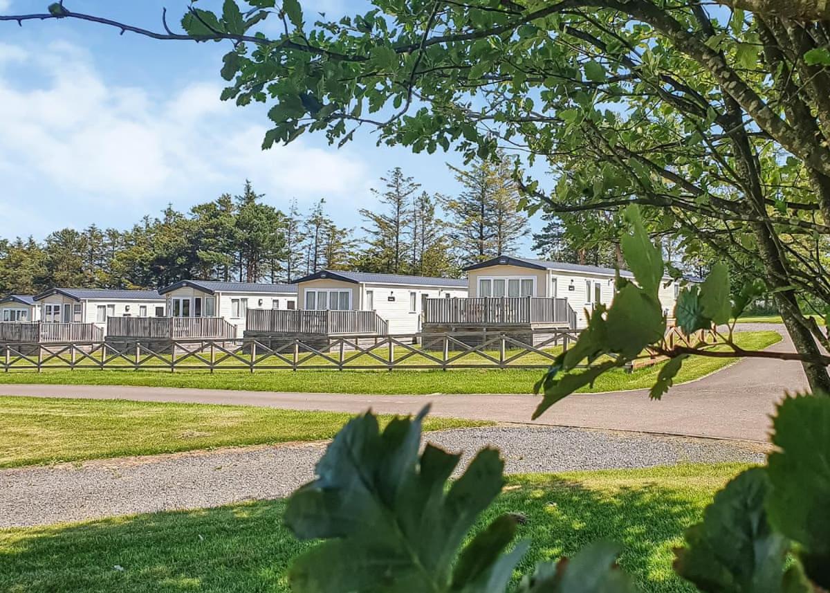 במבורג Waren Caravan Park מראה חיצוני תמונה